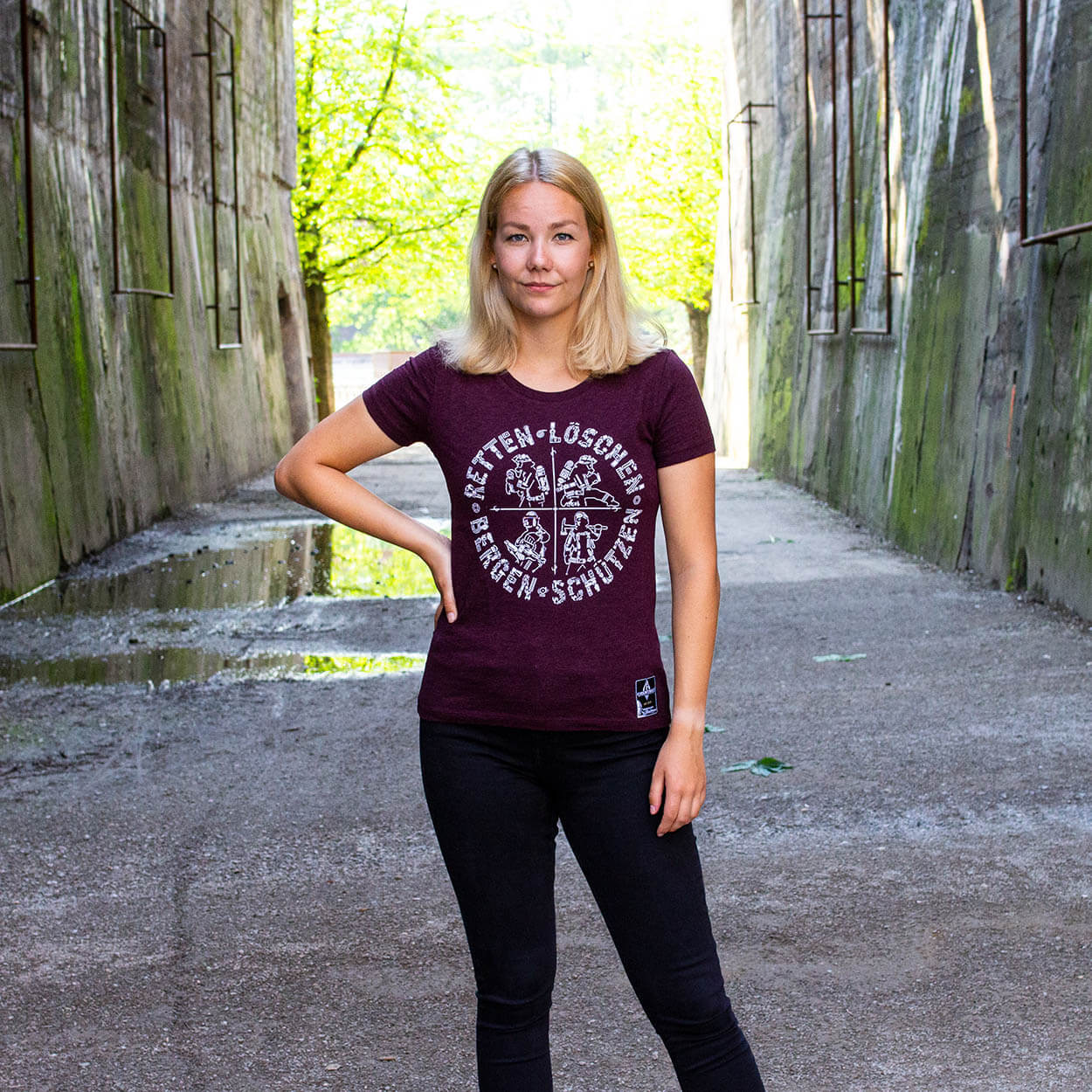 Retten Löschen Bergen Schützen - Design Frauen T-Shirt rot